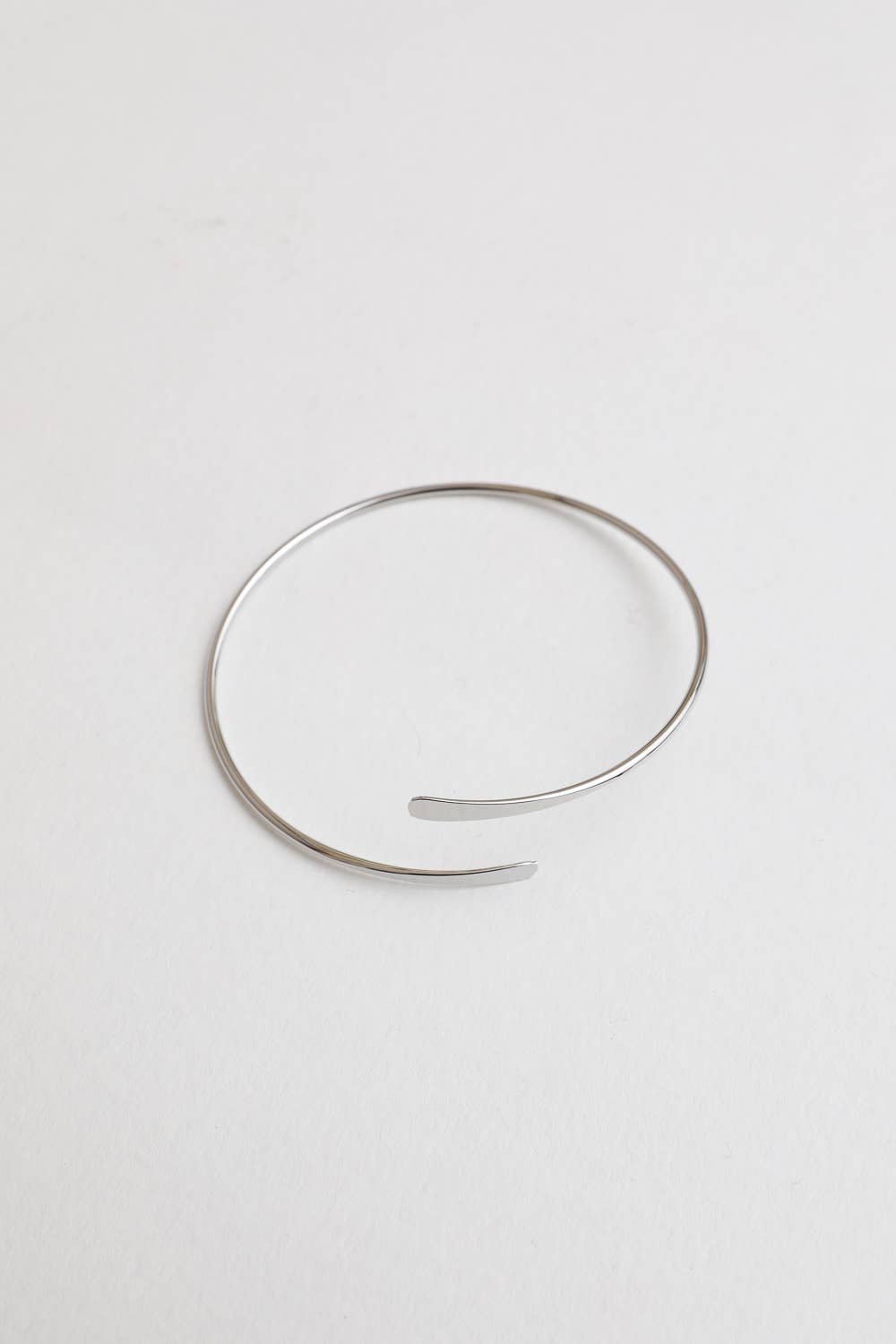 Versatile Thin Arm Cuff Bangle - Sleek Gold & Silver Designs