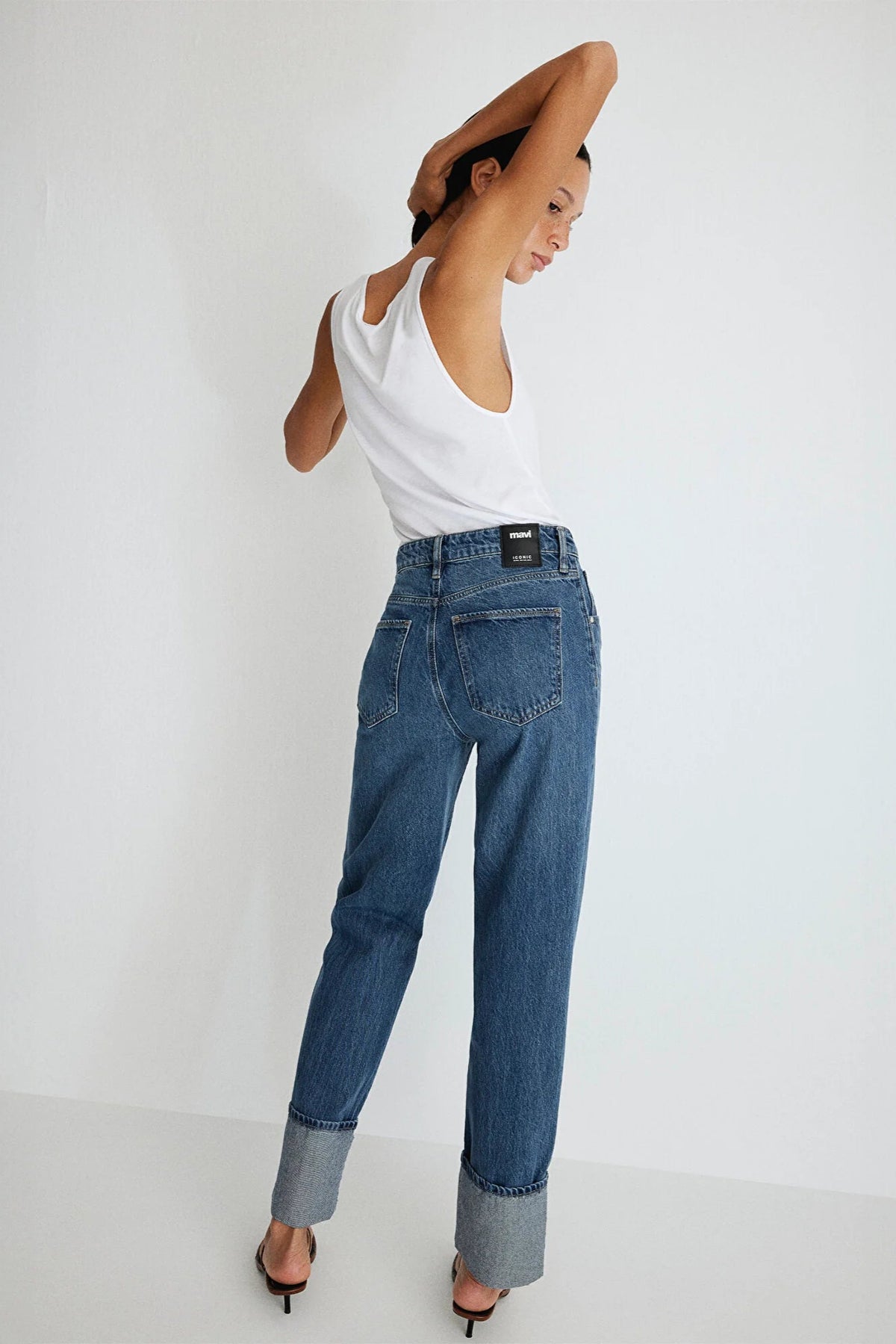 Mavi Savannah Cuffed Shaded Classic Blue