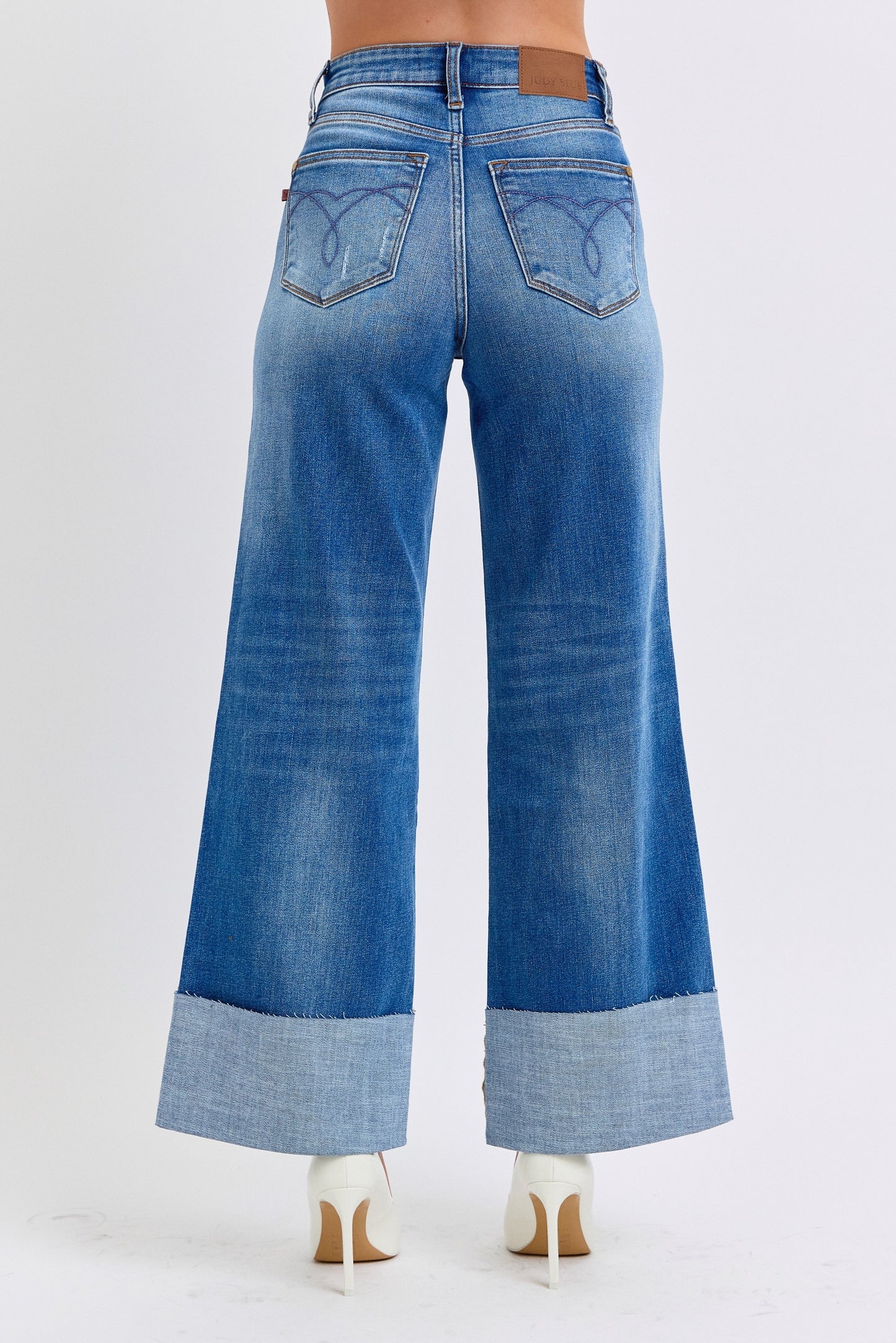 Retro Wide Leg Jeg w/ Cuff
