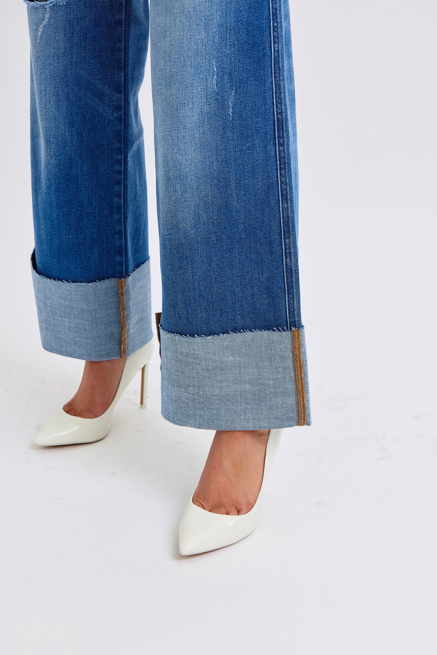 Retro Wide Leg Jeg w/ Cuff