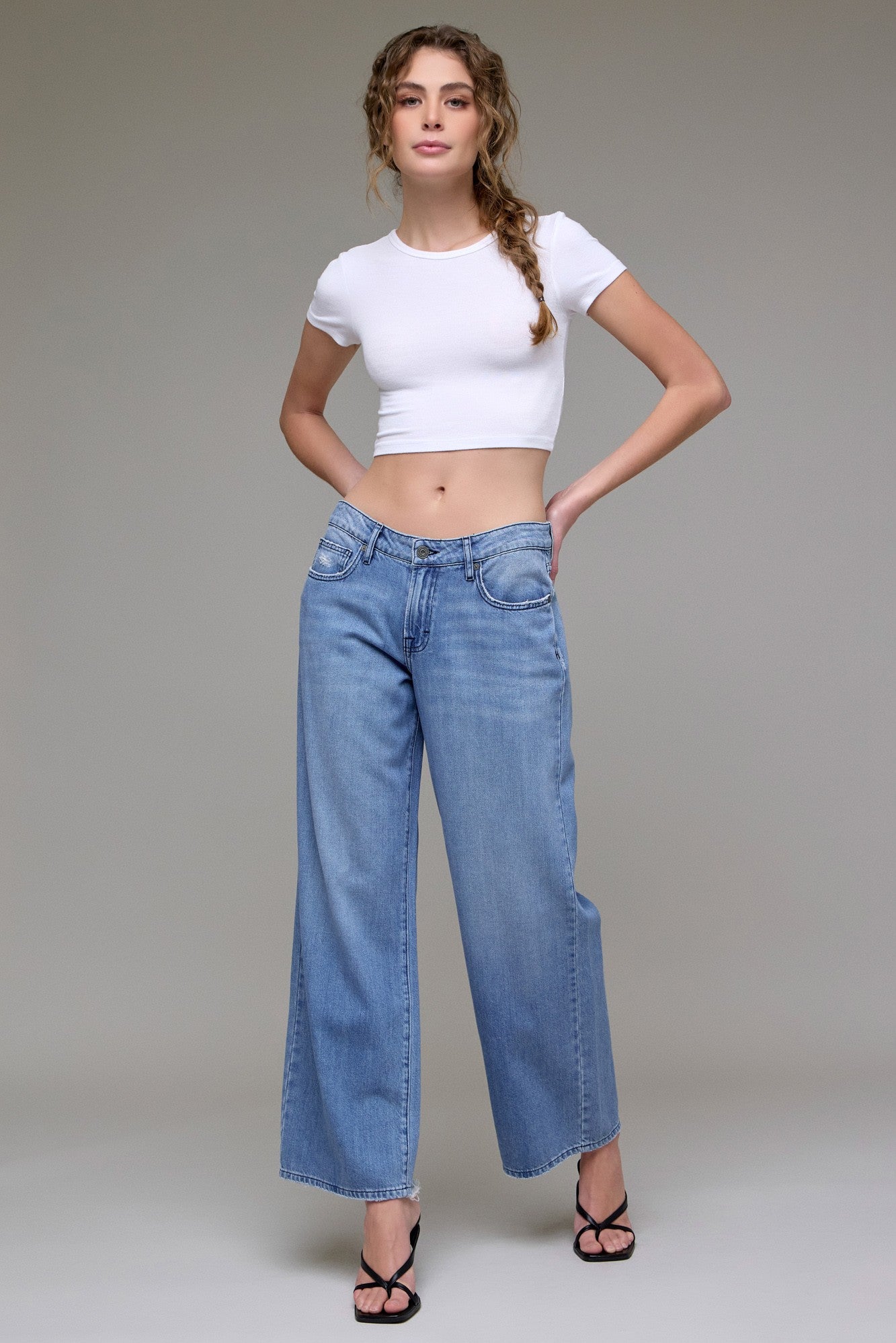 Hidden Jeans Mid Rise Wide Pant