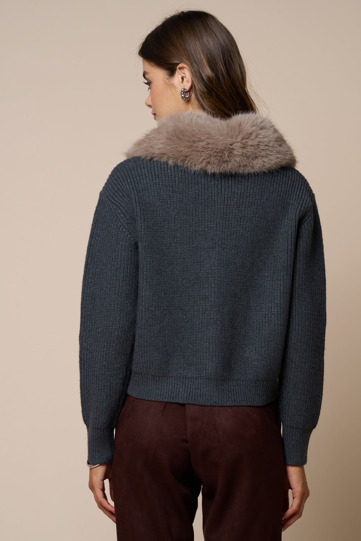 Faux Fur Collar Ribbed Cardigan