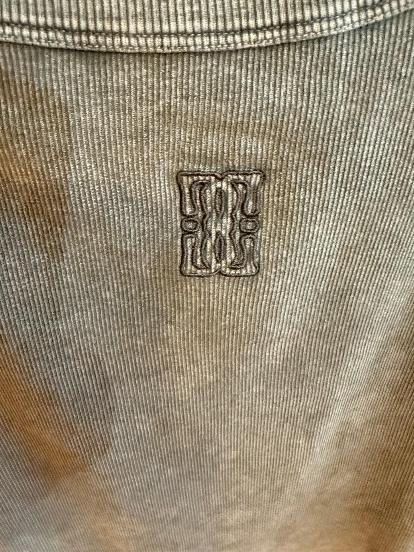 Emblem Tank