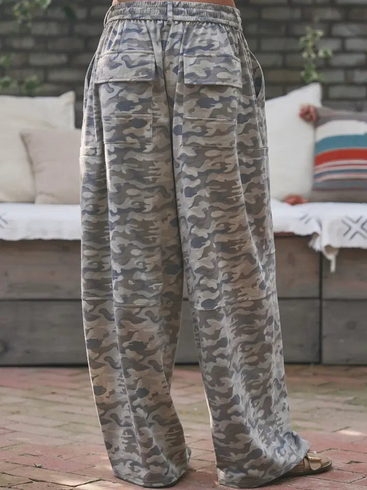 Camo Print Wide Leg Cargo Sweatpants