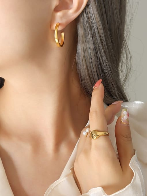 Waterproof Falling Hoop Earrings