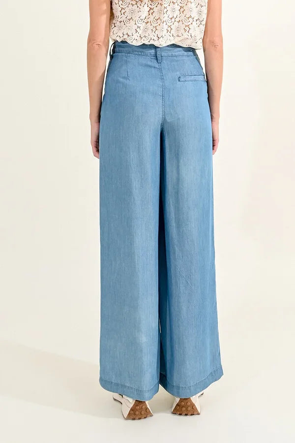 Wide-Leg Lyocell Pants