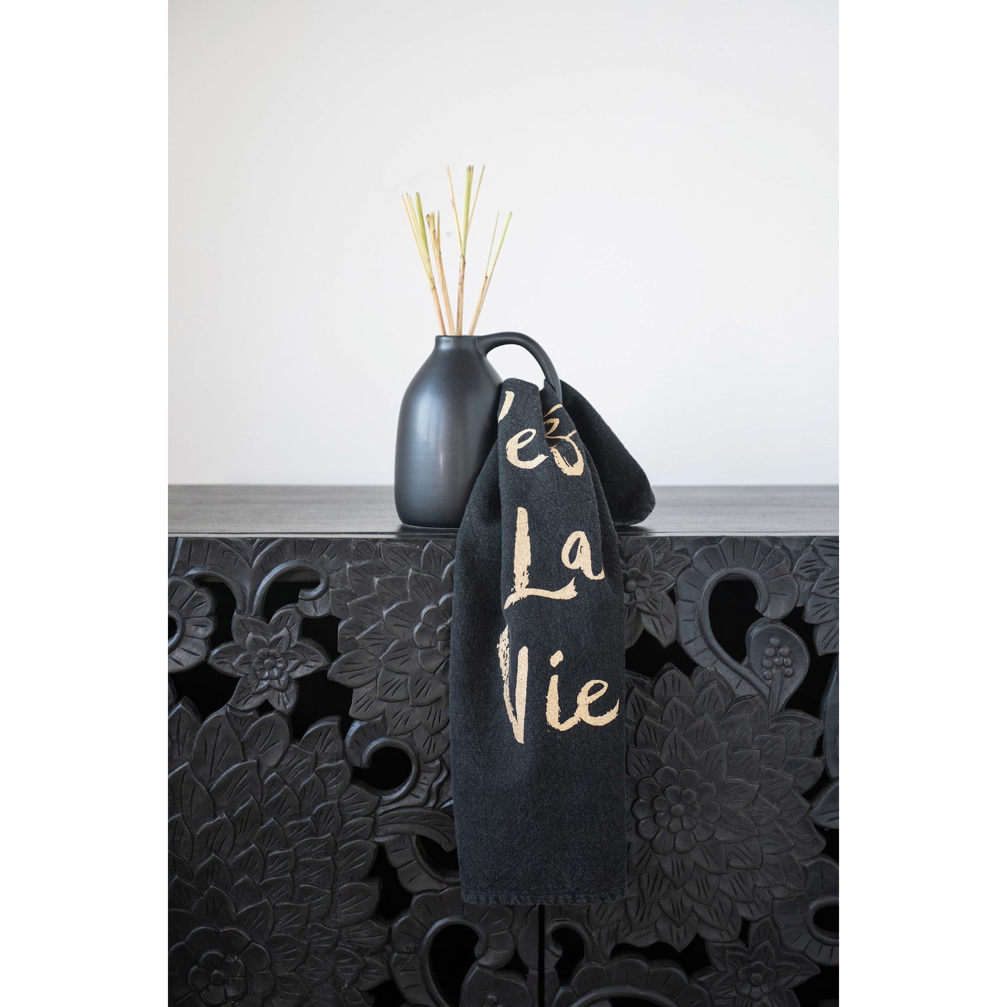 Cotton Tea Towel With Gold Foil "C'est La Vie!"