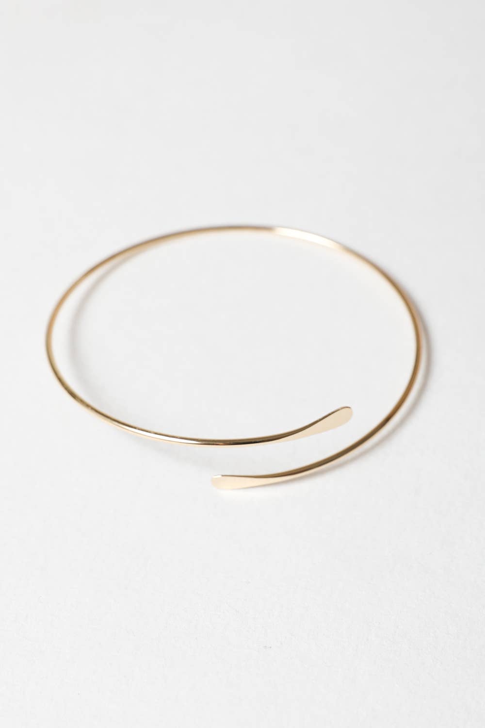 Versatile Thin Arm Cuff Bangle - Sleek Gold & Silver Designs