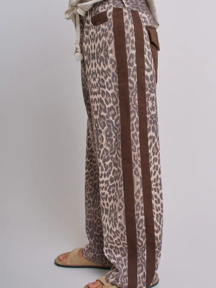 Leopard Print Wide-Leg Pants with Side Stripe