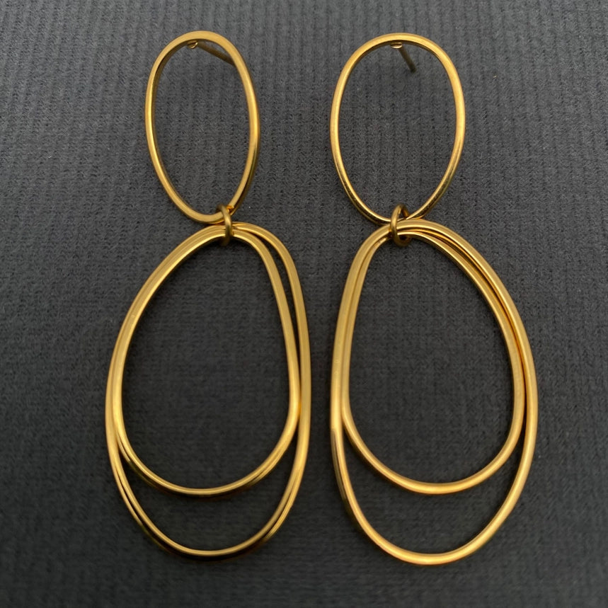 18K Gold Simple Coil Dangle Earrings