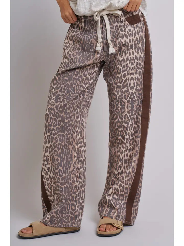 Leopard Print Wide-Leg Pants with Side Stripe