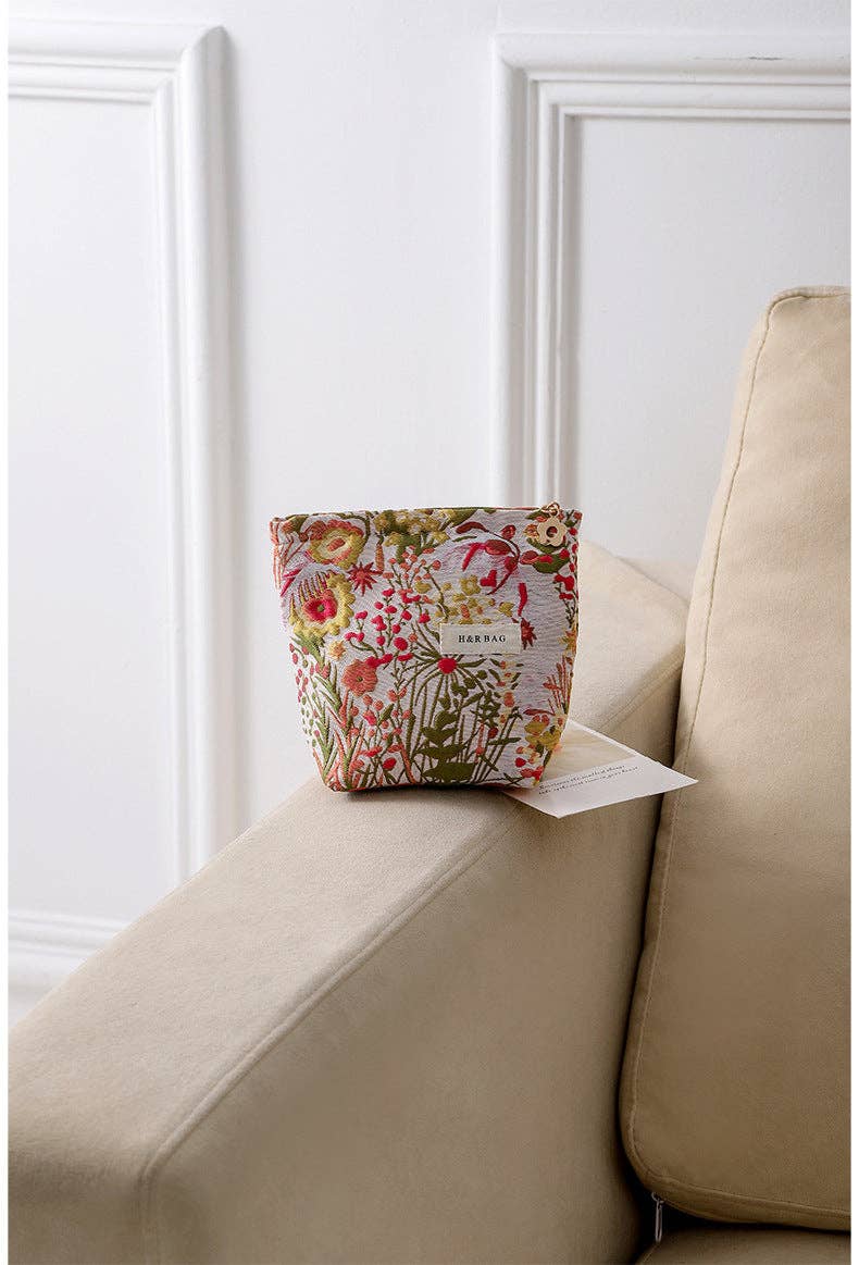 Vintage Floral Jacquard Portable Makeup Bag