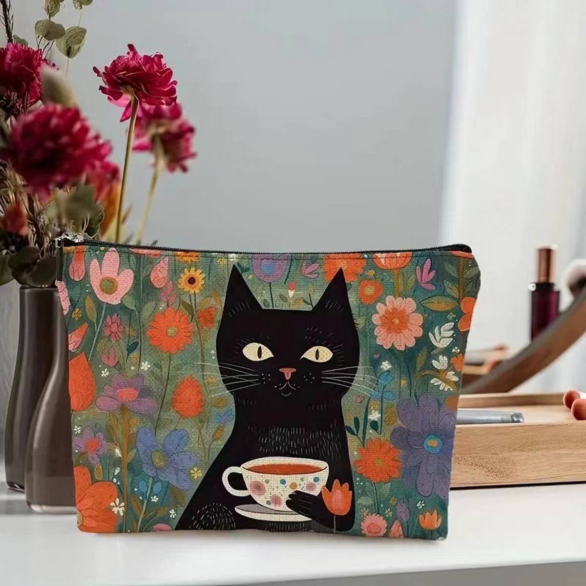 RETRO CAT COSMETIC BAG