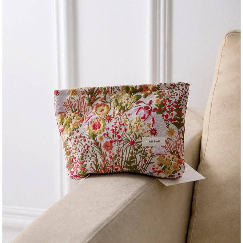 Vintage Floral Jacquard Portable Makeup Bag