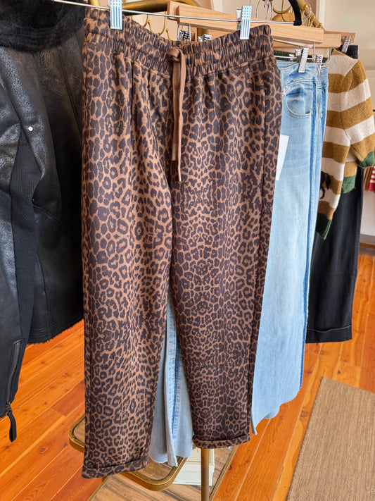 Jackie Leopard Ultra-soft Pants