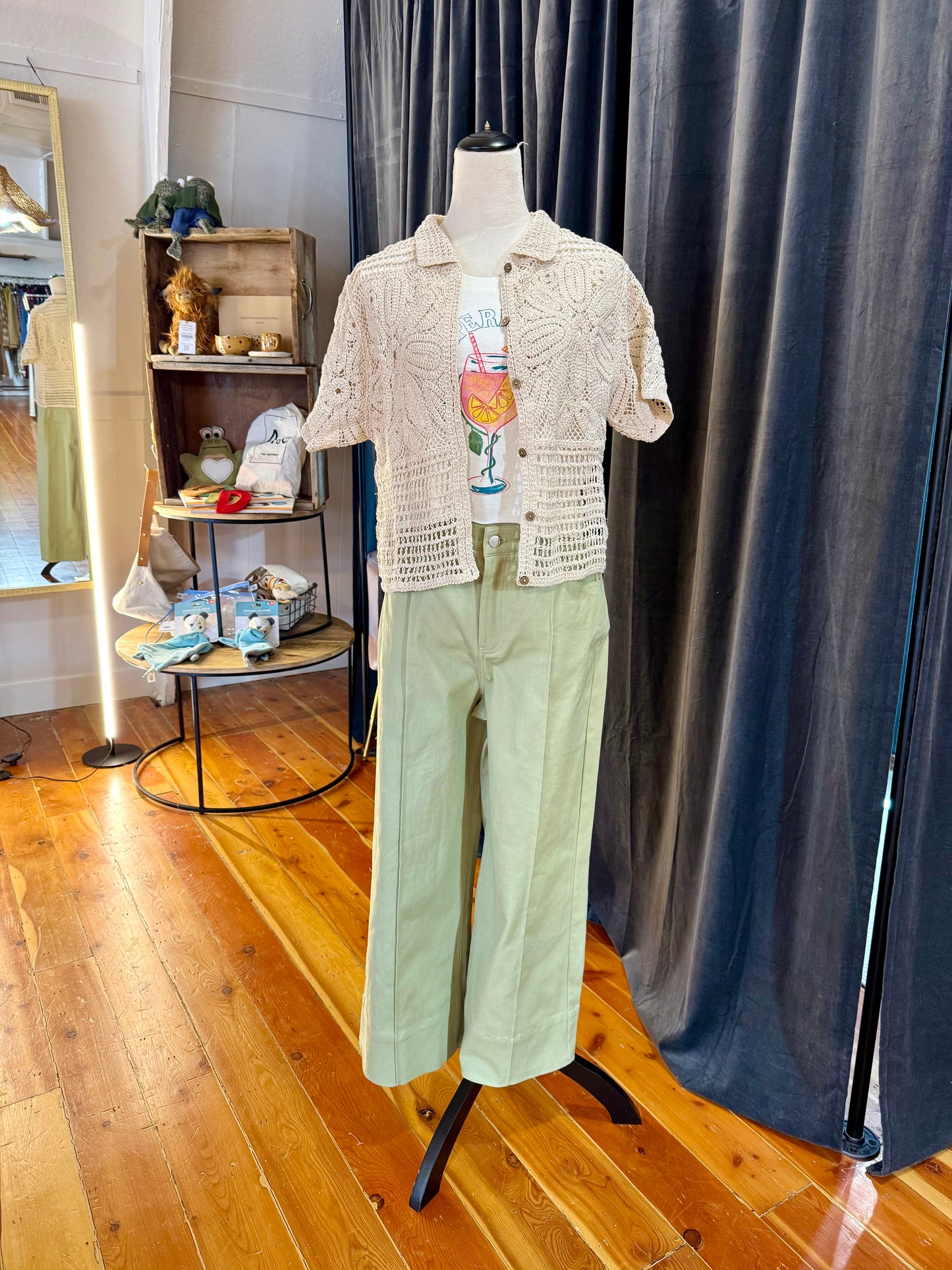Pintuck Wide Leg Pants