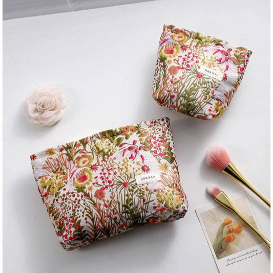Vintage Floral Jacquard Portable Makeup Bag