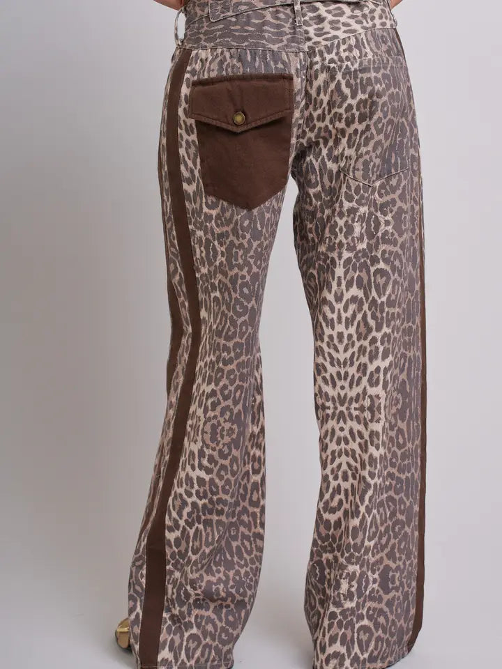 Leopard Print Wide-Leg Pants with Side Stripe