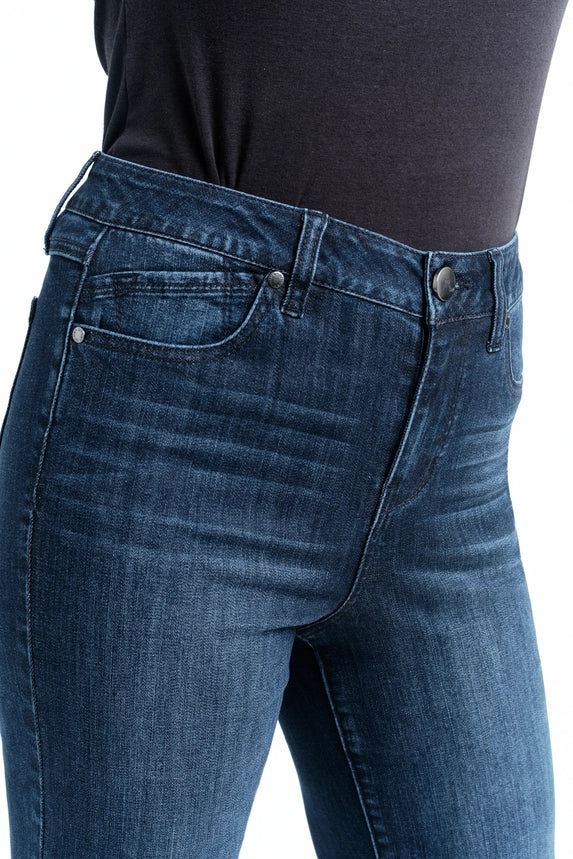 1822 High Rise Demi Boot Jean w/ Frayed Hem