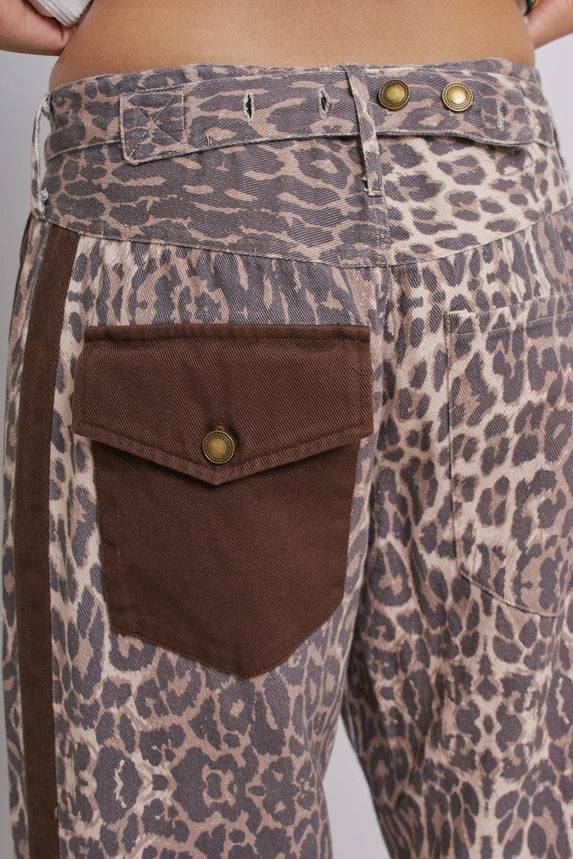 Leopard Print Wide-Leg Pants with Side Stripe