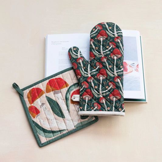 Quilted Cotton Mushroom Oven Mitt