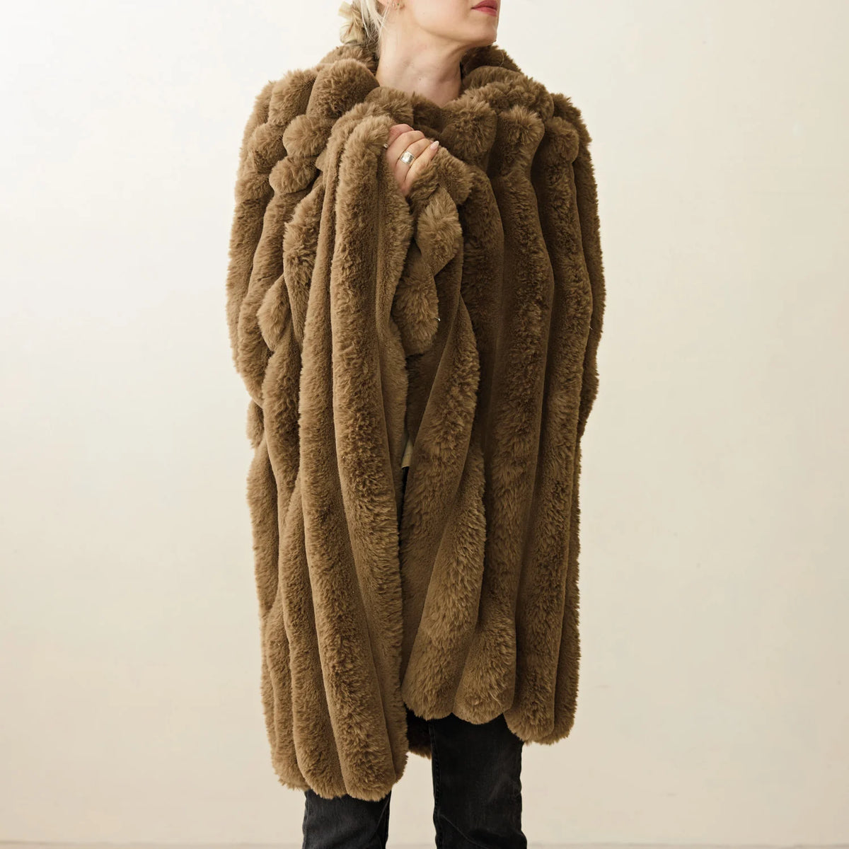 Faux Fur Ribbed Throw, Brown